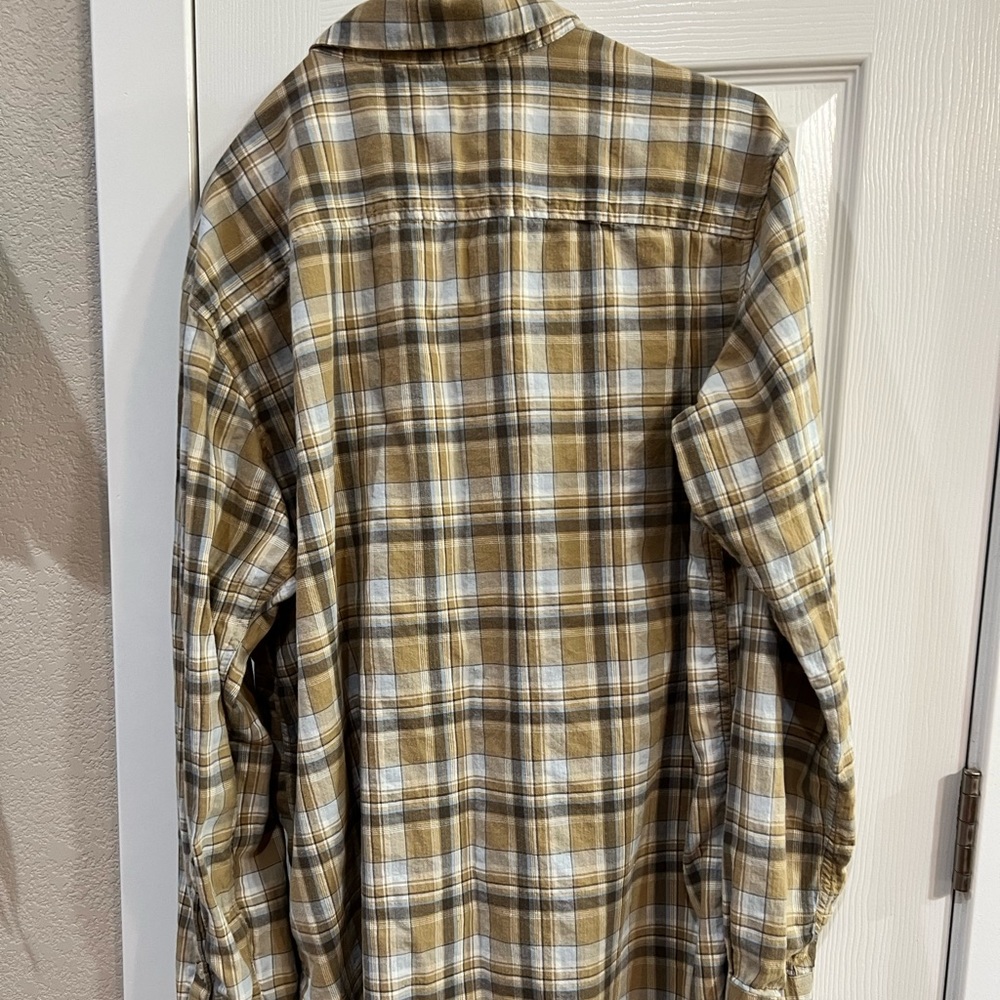 Columbia button down - Picture 2 of 4